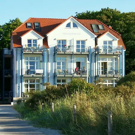 Strandpalais/Lee Rostock Exterior foto